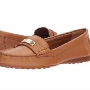 Coach genuine tan leather loafers 8.5B Fredrica